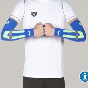 ARENA CARBON COMPRESSION ARM SLEEVES